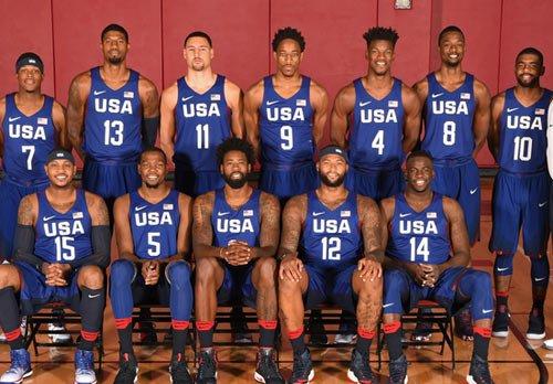 而有过国家队经历的也只有2米03的巴恩斯——他曾随美国队征